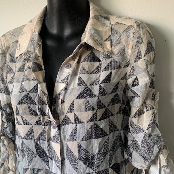 BCBGMaxazria 100% Silk Geometric Tunic Button up Blouse - Picture 2 of 8